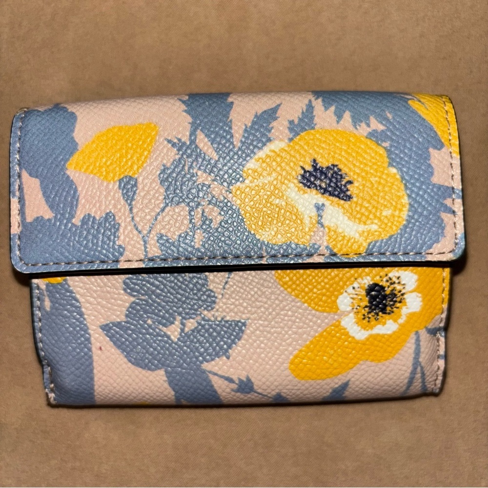 Furla Floral Wallet Coin Pocket Tri-fold Mini Leather Wallet - Picture 3 of 11